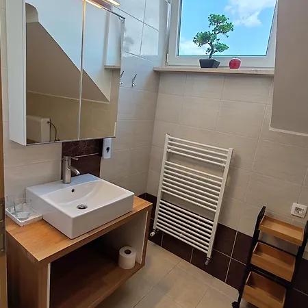 Apartman Lucky Center *