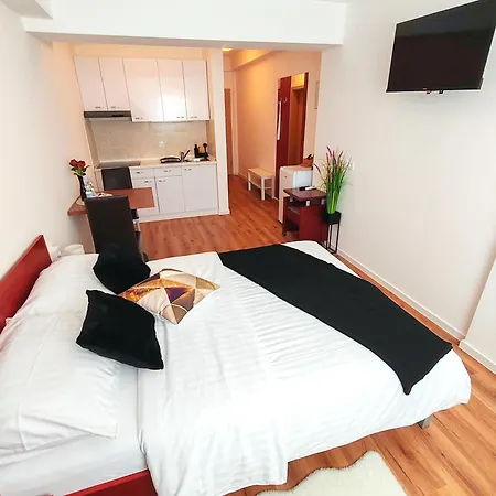 Lucky Center Apartamento
