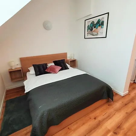 Lucky Center ليوبليانا