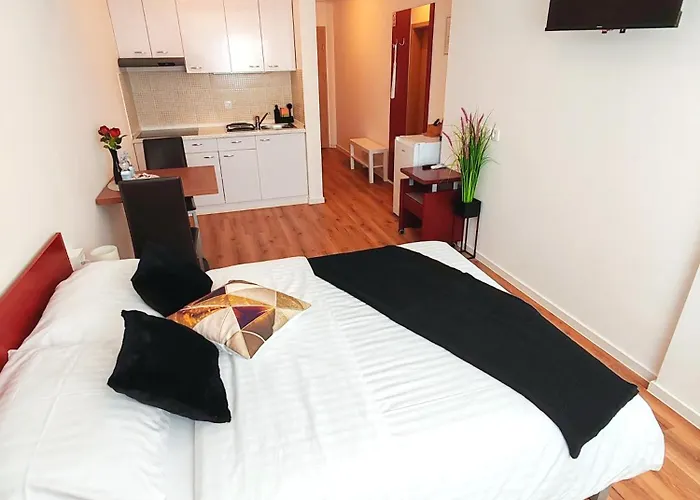 Lucky Center Apartment